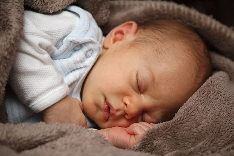 Baby’s sleep cycle and sleep time